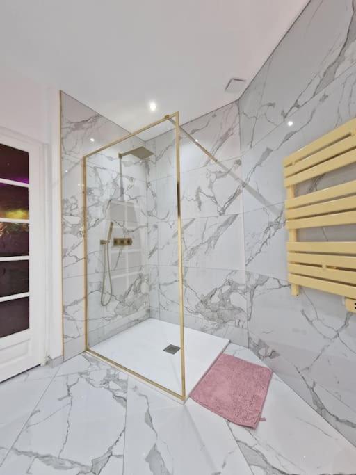 Maison Chic avec jacuzzi. UrbanSpa60 Nogent-sur-Oise Extérieur photo