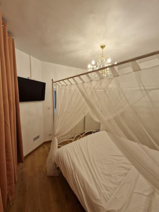 Maison Chic avec jacuzzi. UrbanSpa60 Nogent-sur-Oise Extérieur photo