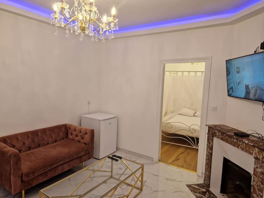 Maison Chic avec jacuzzi. UrbanSpa60 Nogent-sur-Oise Extérieur photo