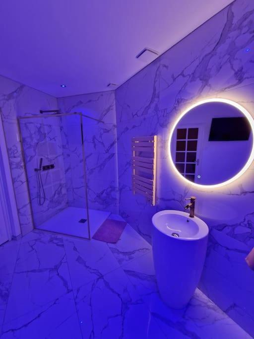 Maison Chic avec jacuzzi. UrbanSpa60 Nogent-sur-Oise Extérieur photo